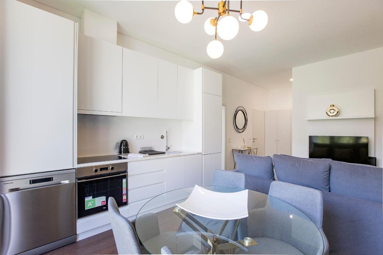Superb 1Br Flat W/ Garden, Ac & Free Parking By Lovelystay ปอร์โต ภายนอก รูปภาพ