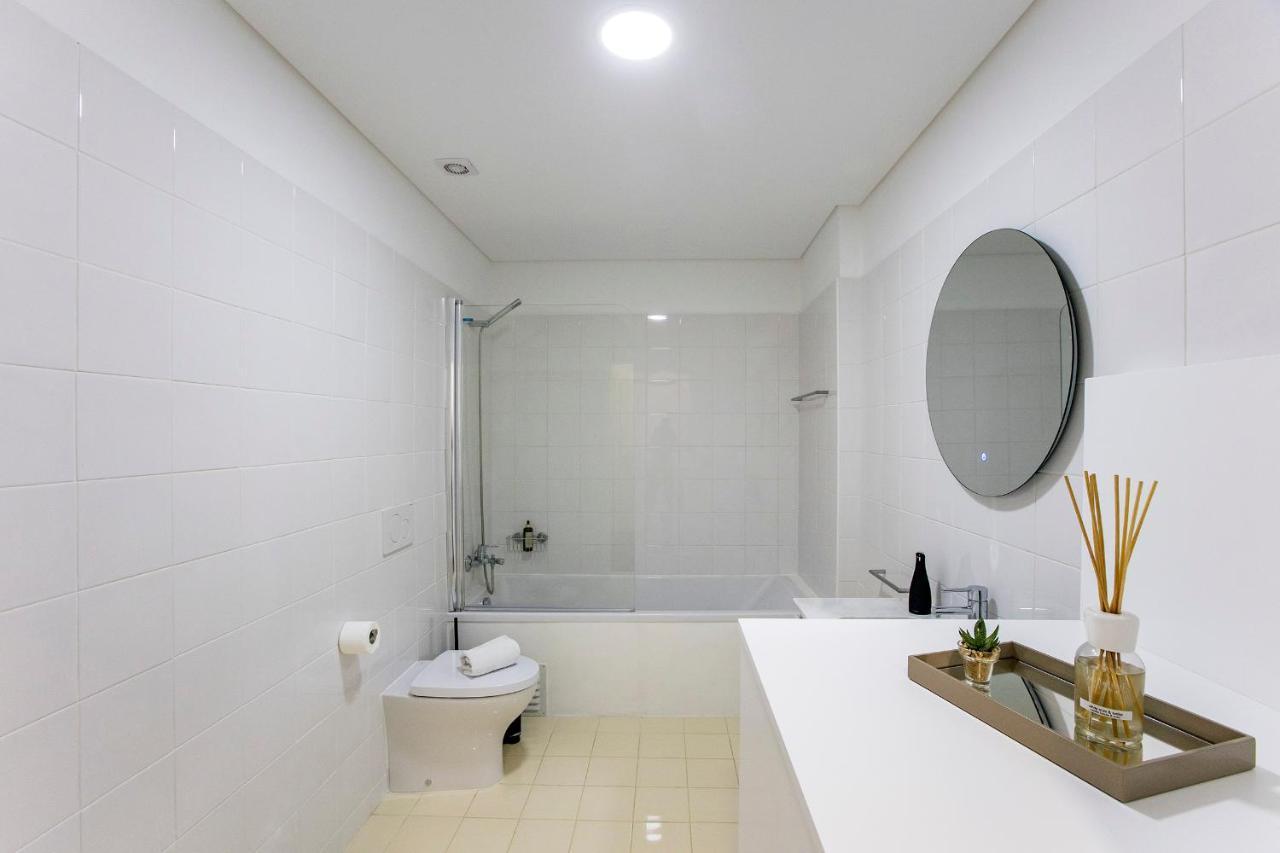Superb 1Br Flat W/ Garden, Ac & Free Parking By Lovelystay ปอร์โต ภายนอก รูปภาพ