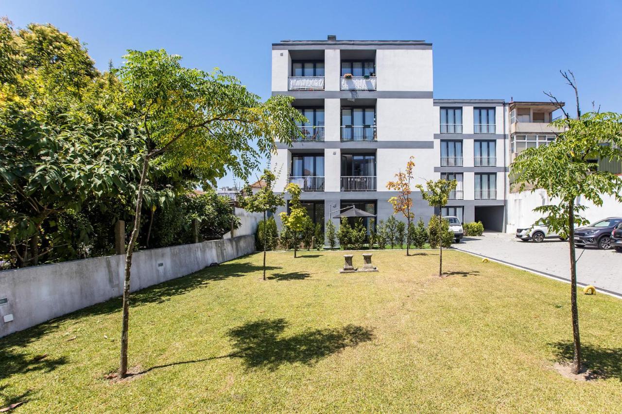 Superb 1Br Flat W/ Garden, Ac & Free Parking By Lovelystay ปอร์โต ภายนอก รูปภาพ