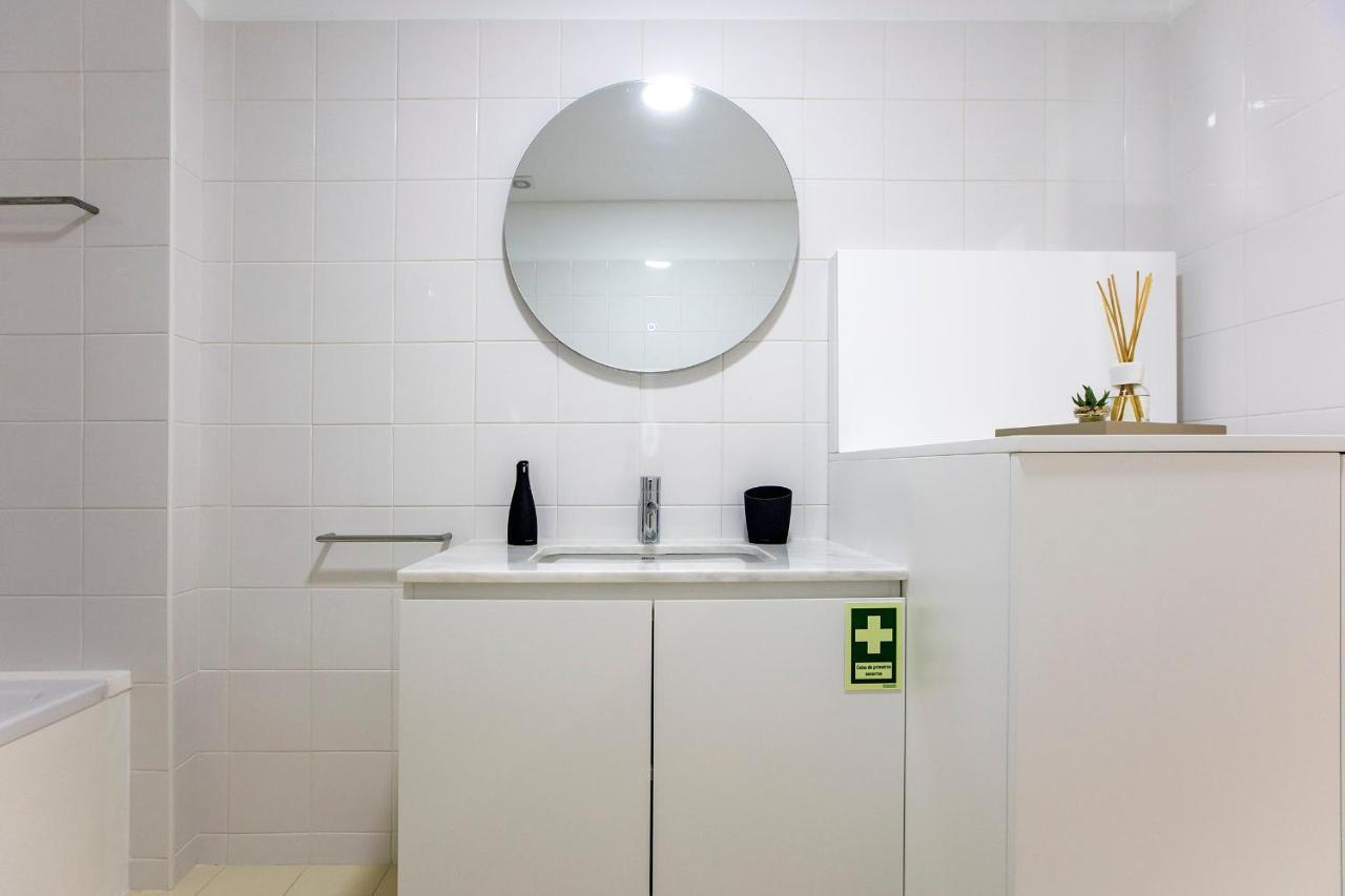 Superb 1Br Flat W/ Garden, Ac & Free Parking By Lovelystay ปอร์โต ภายนอก รูปภาพ